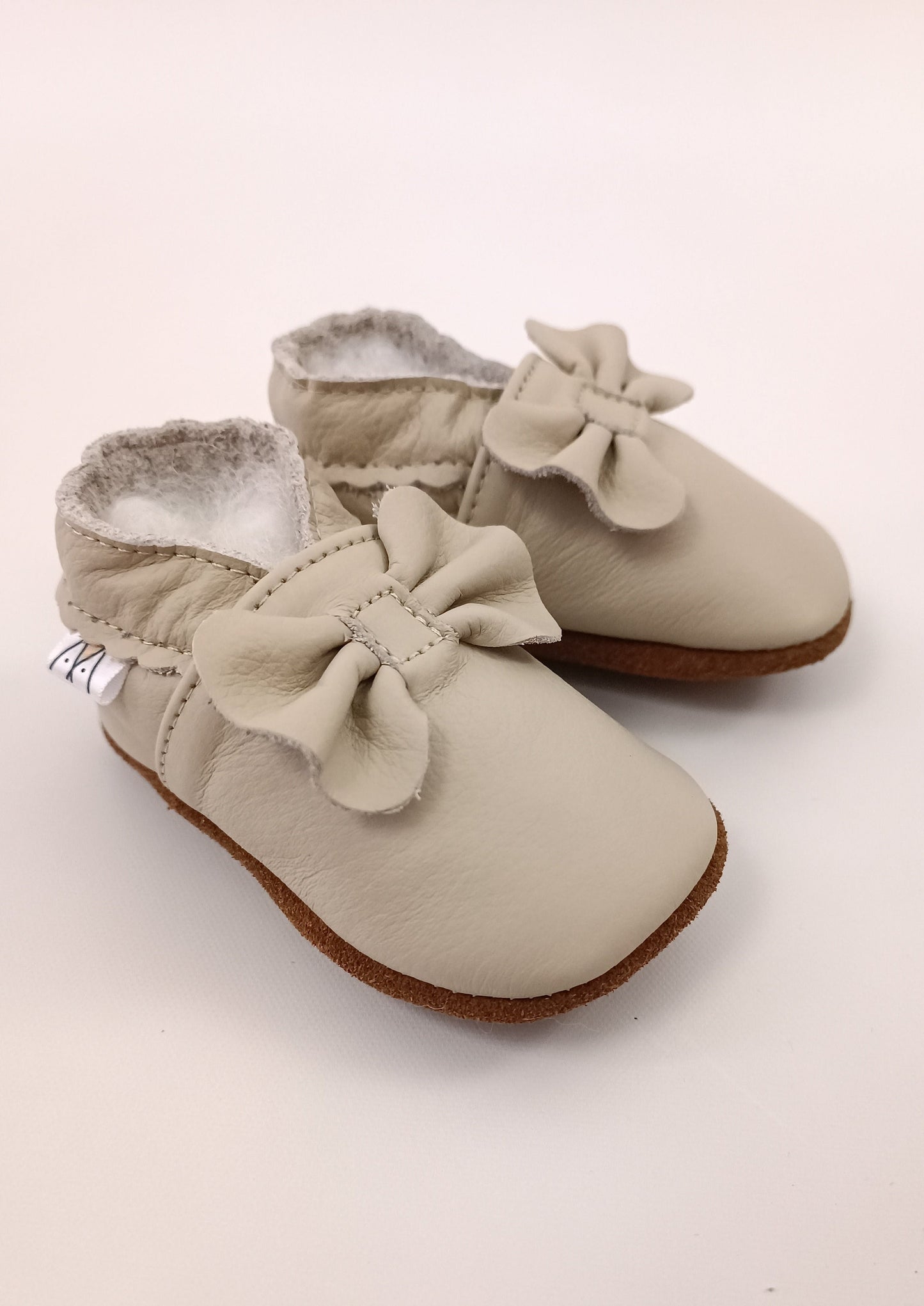Zapatos Moñito para bebita en cuero primeros pasos