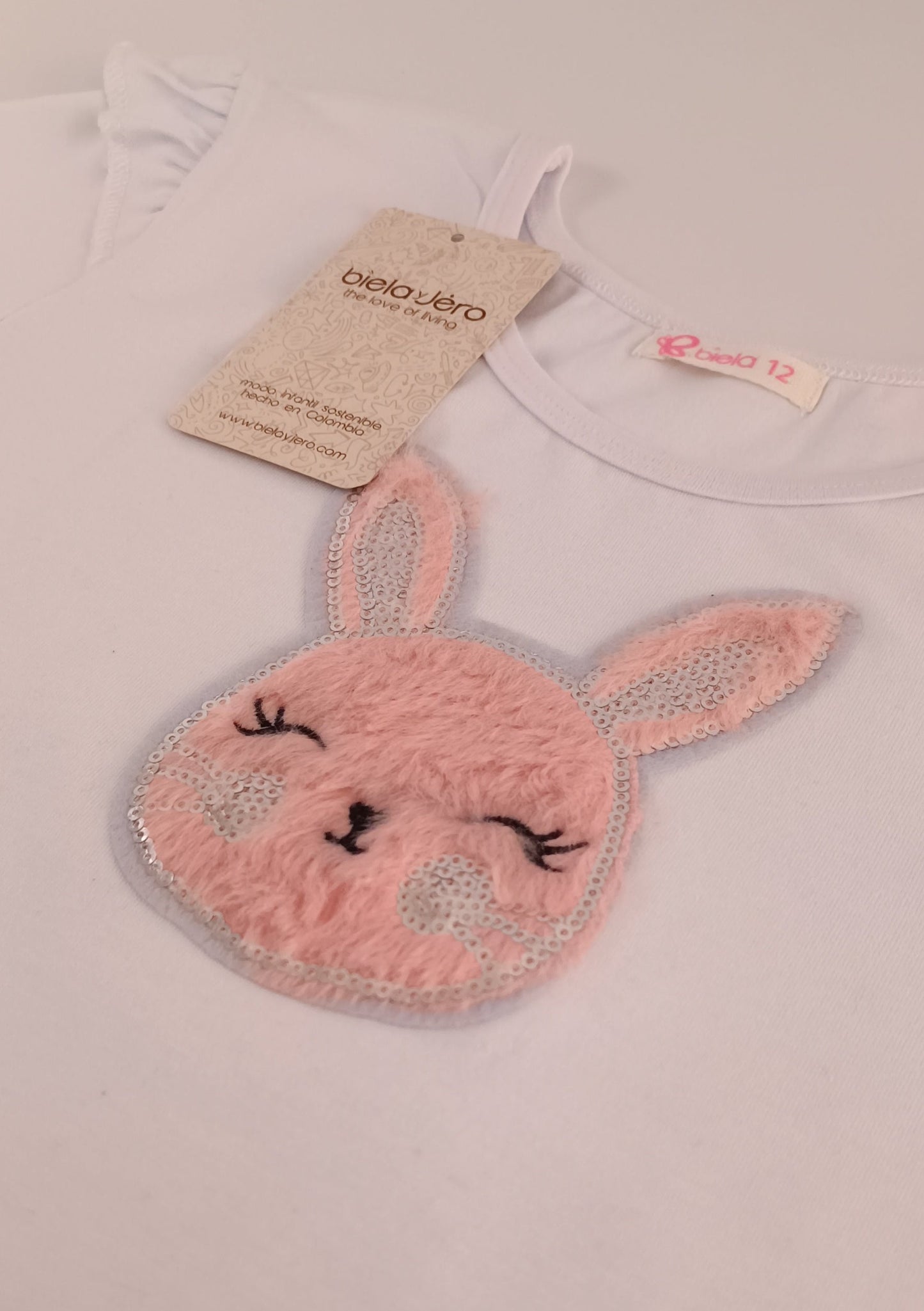 Blusa con aplique de conejita para bebita