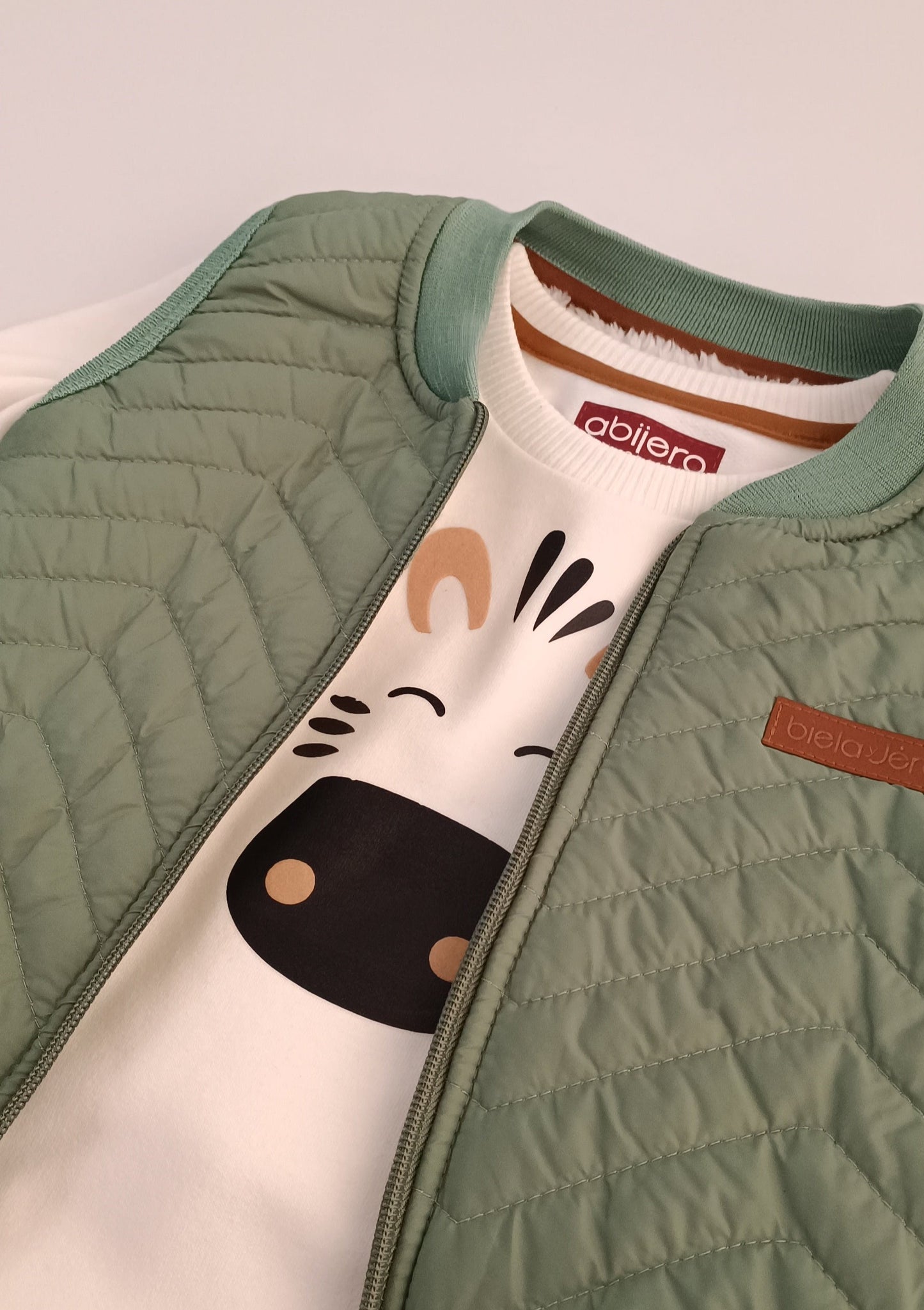 Regalo Listo! Conjunto bebe cargo cebra con chaleco unisex