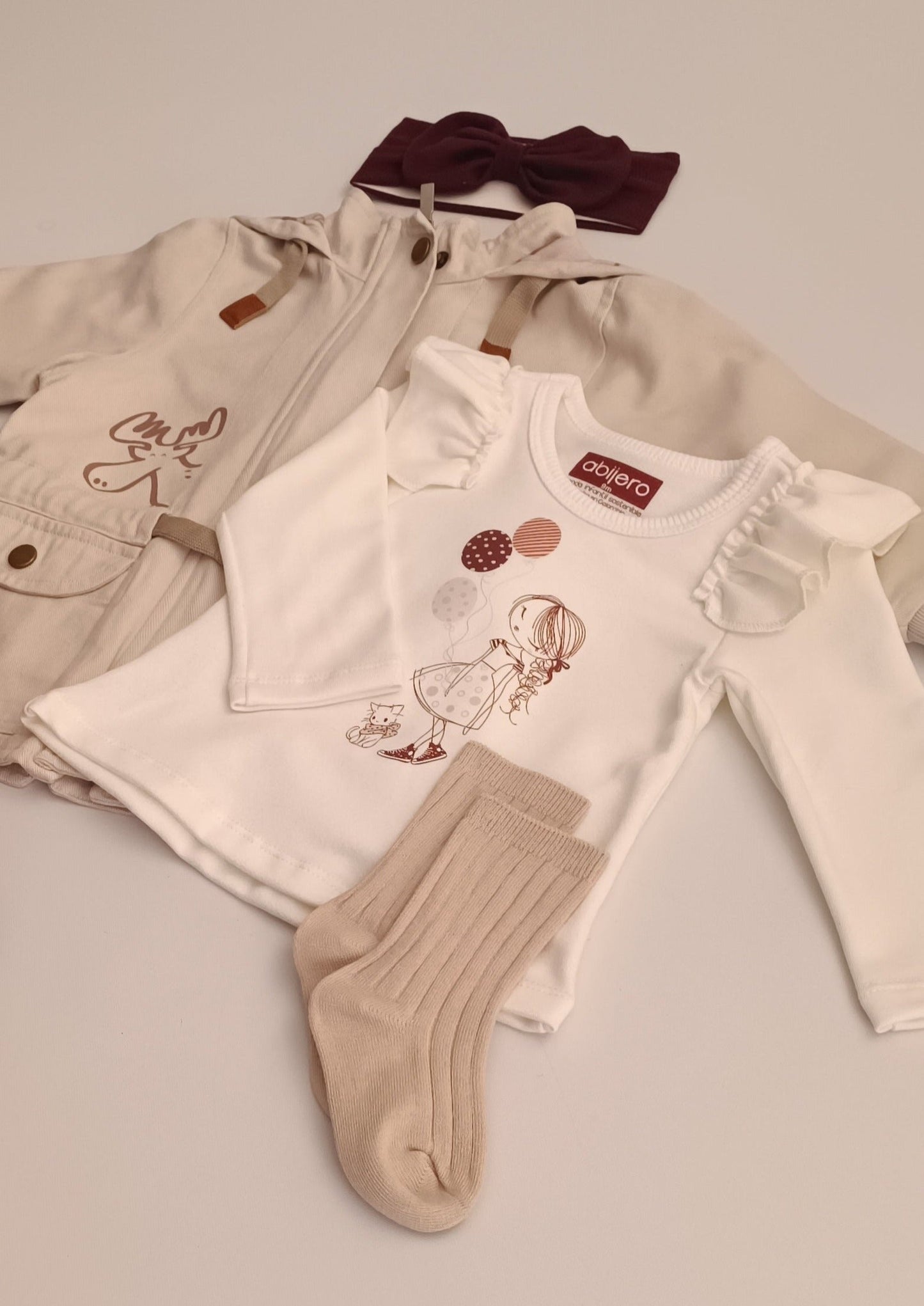 Conjunto chaqueta explorador, blusita y leggins Niña