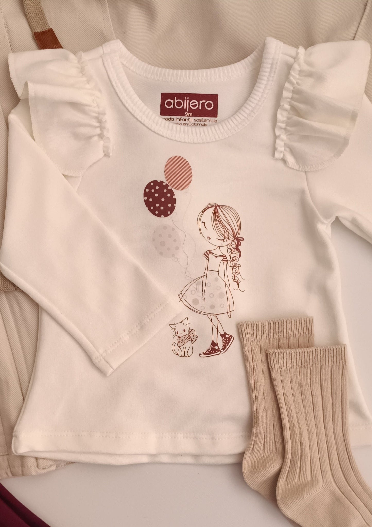 Conjunto chaqueta explorador, blusita y leggins Niña