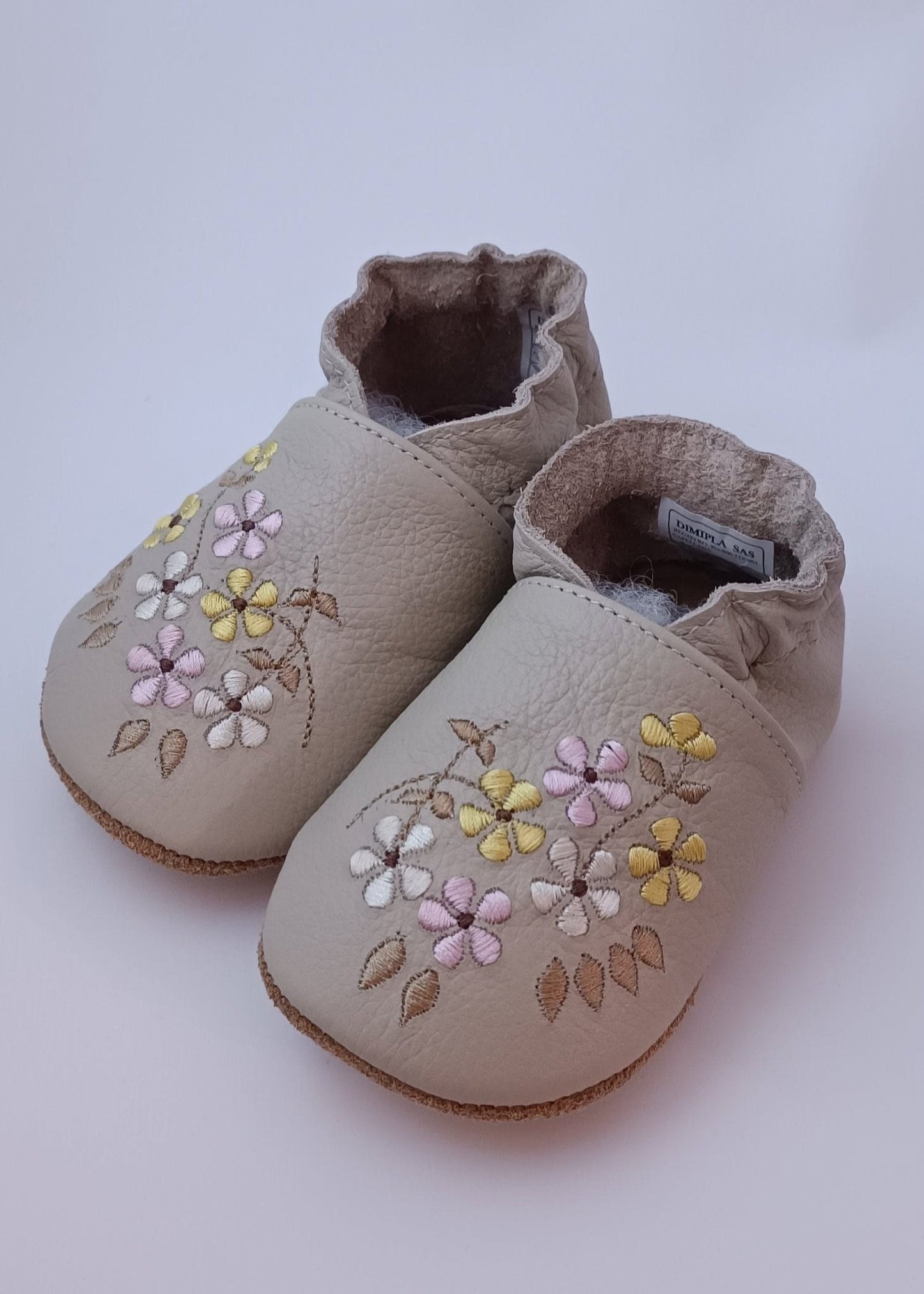 Zapatos Flores para bebita en cuero primeros pasos