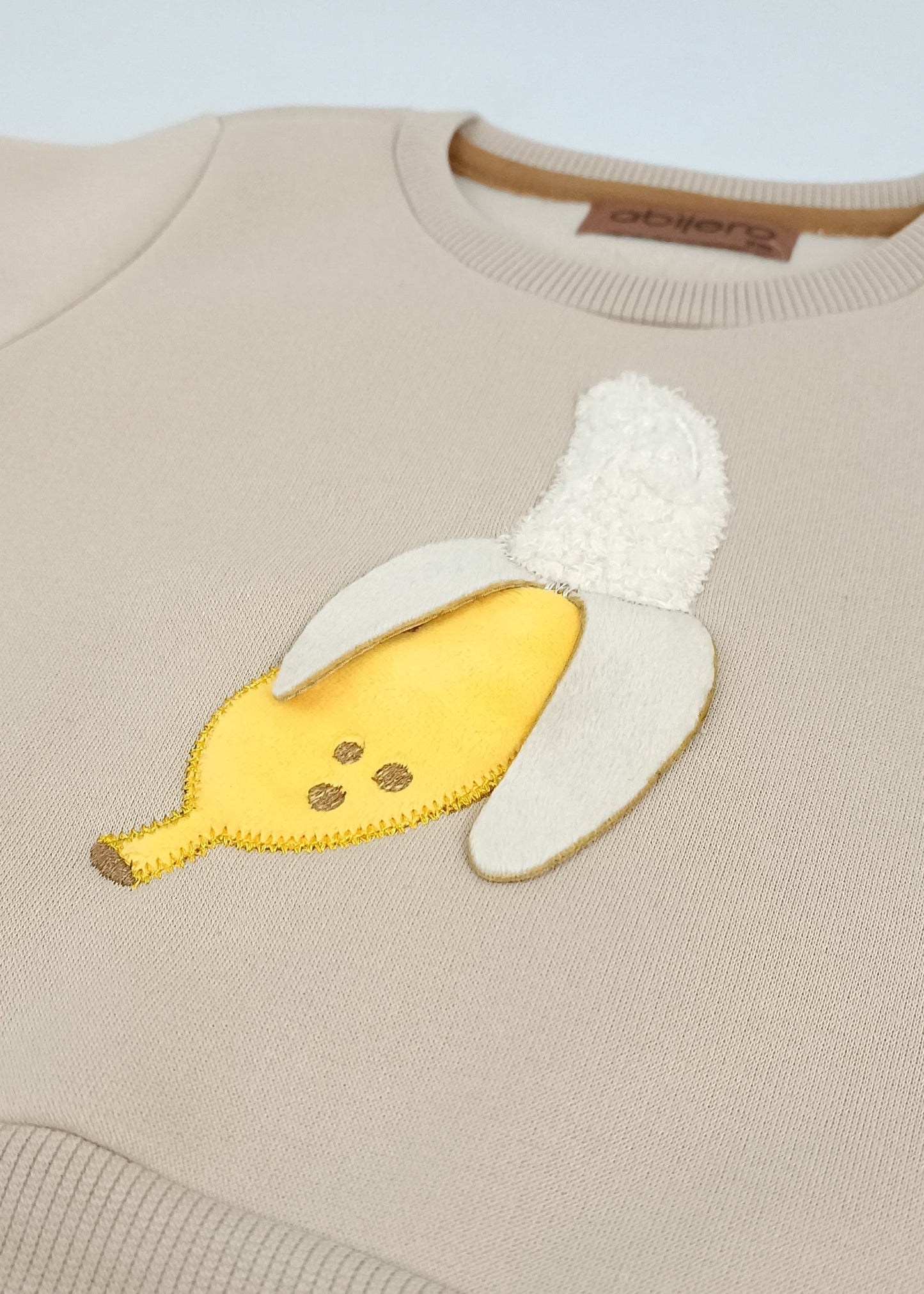 Busito bordado Banana para niña y niño