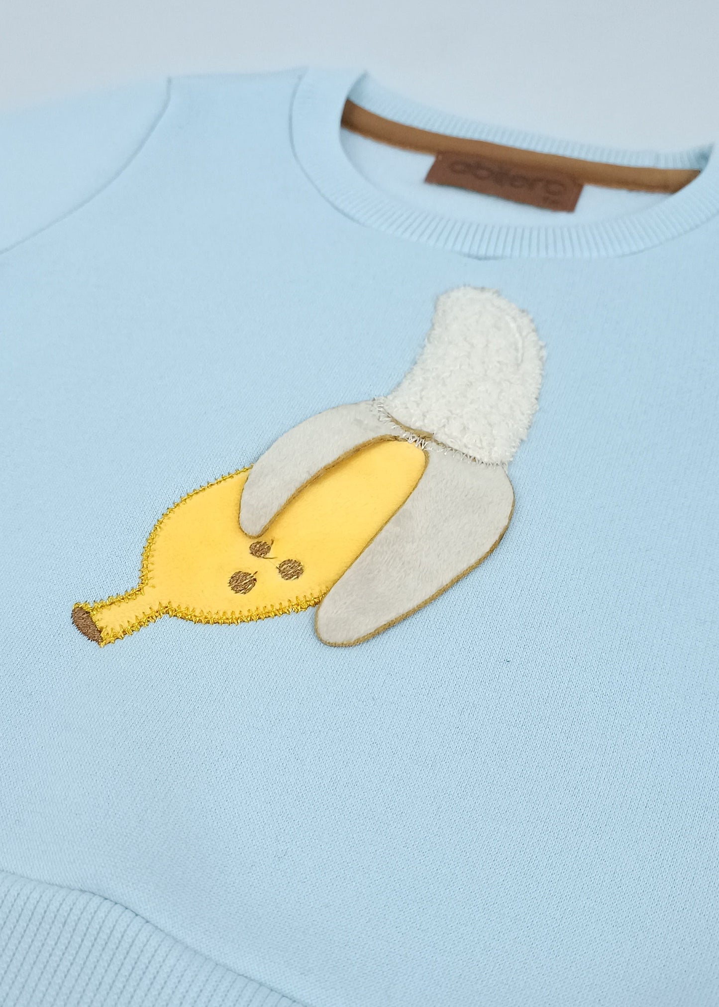 Busito bordado Banana para niña y niño
