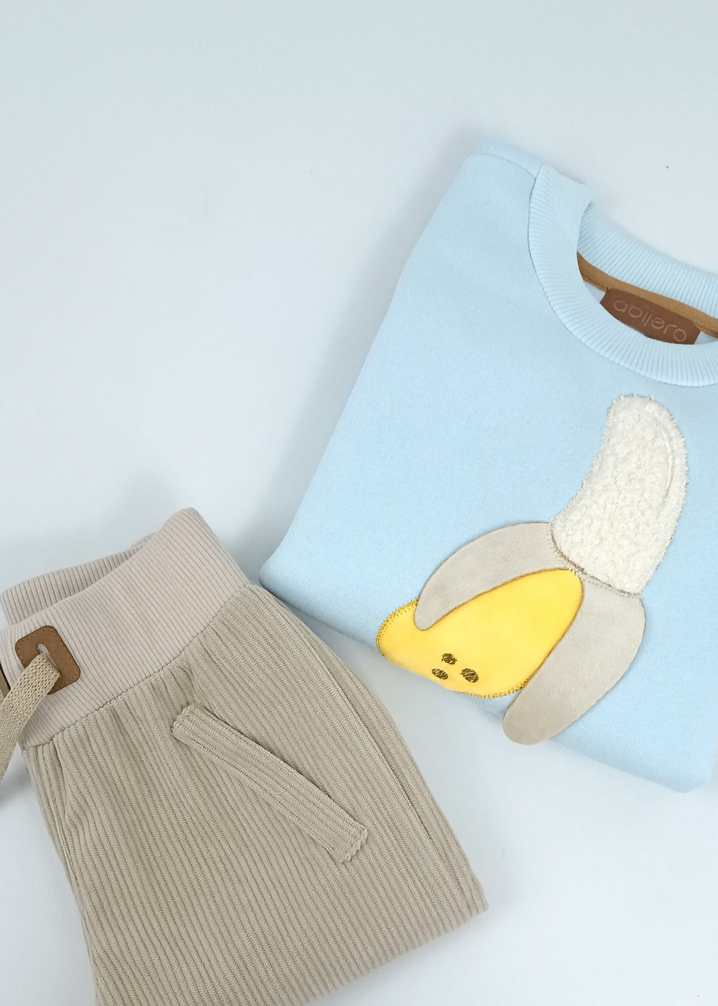 Conjunto Busito bordado con jogger niña y niño