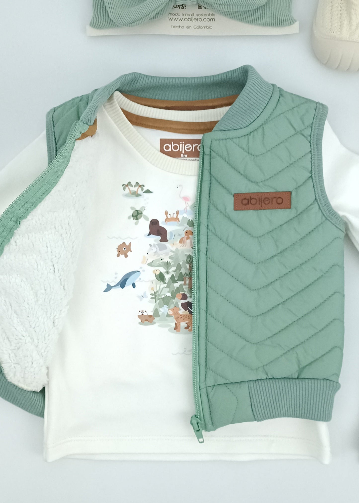 Regalo Listo! Conjunto Chaleco y busito biodiversidad niña