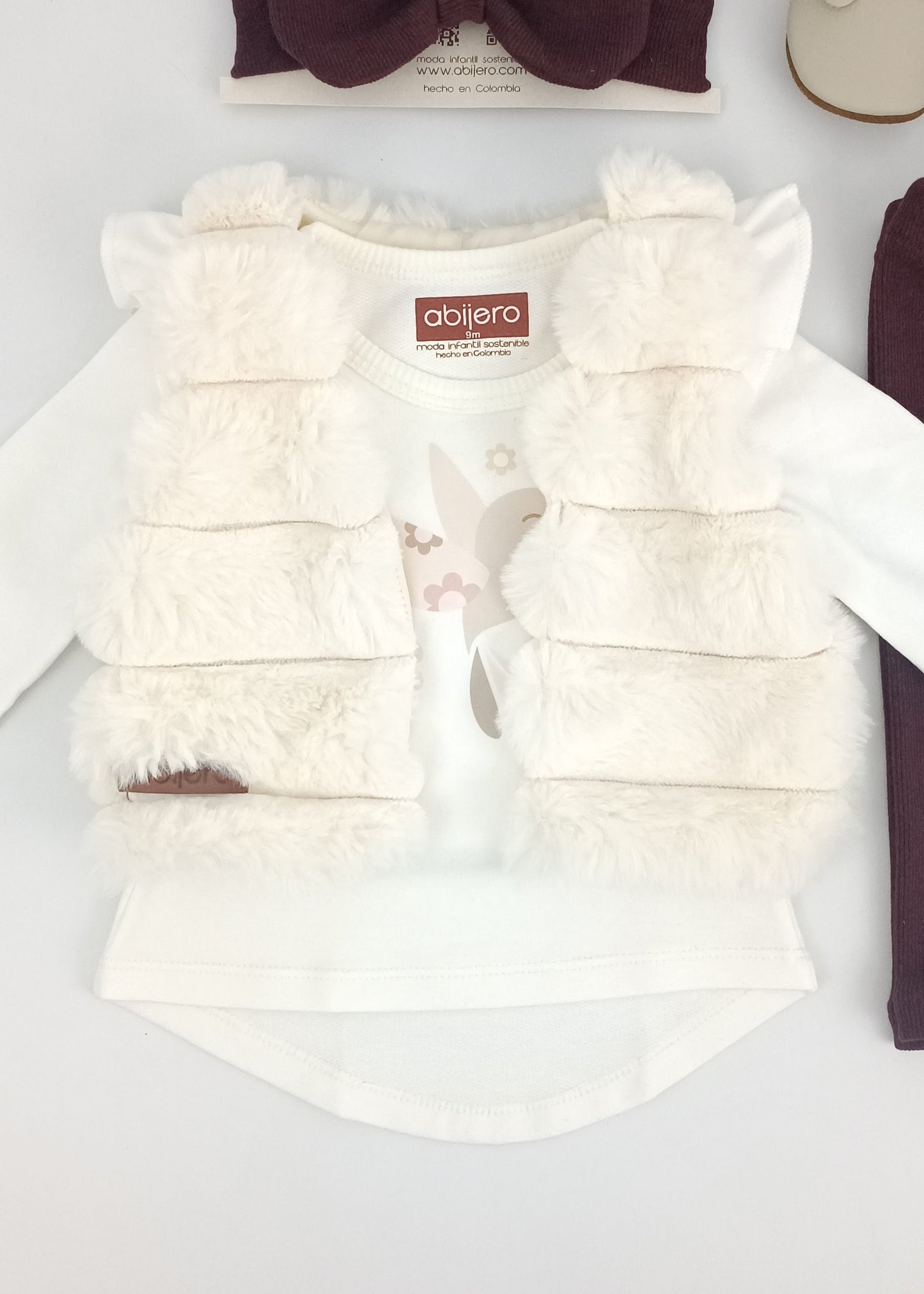 Regalo Listo! Conjunto Chaleco y busito colibrí bebita