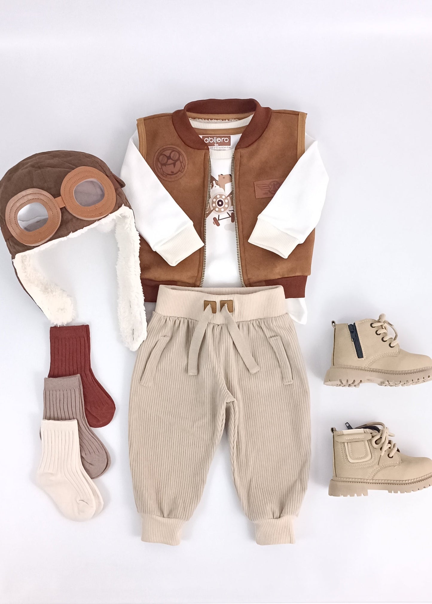 Regalo listo! Conjunto Piloto con jogger bebito