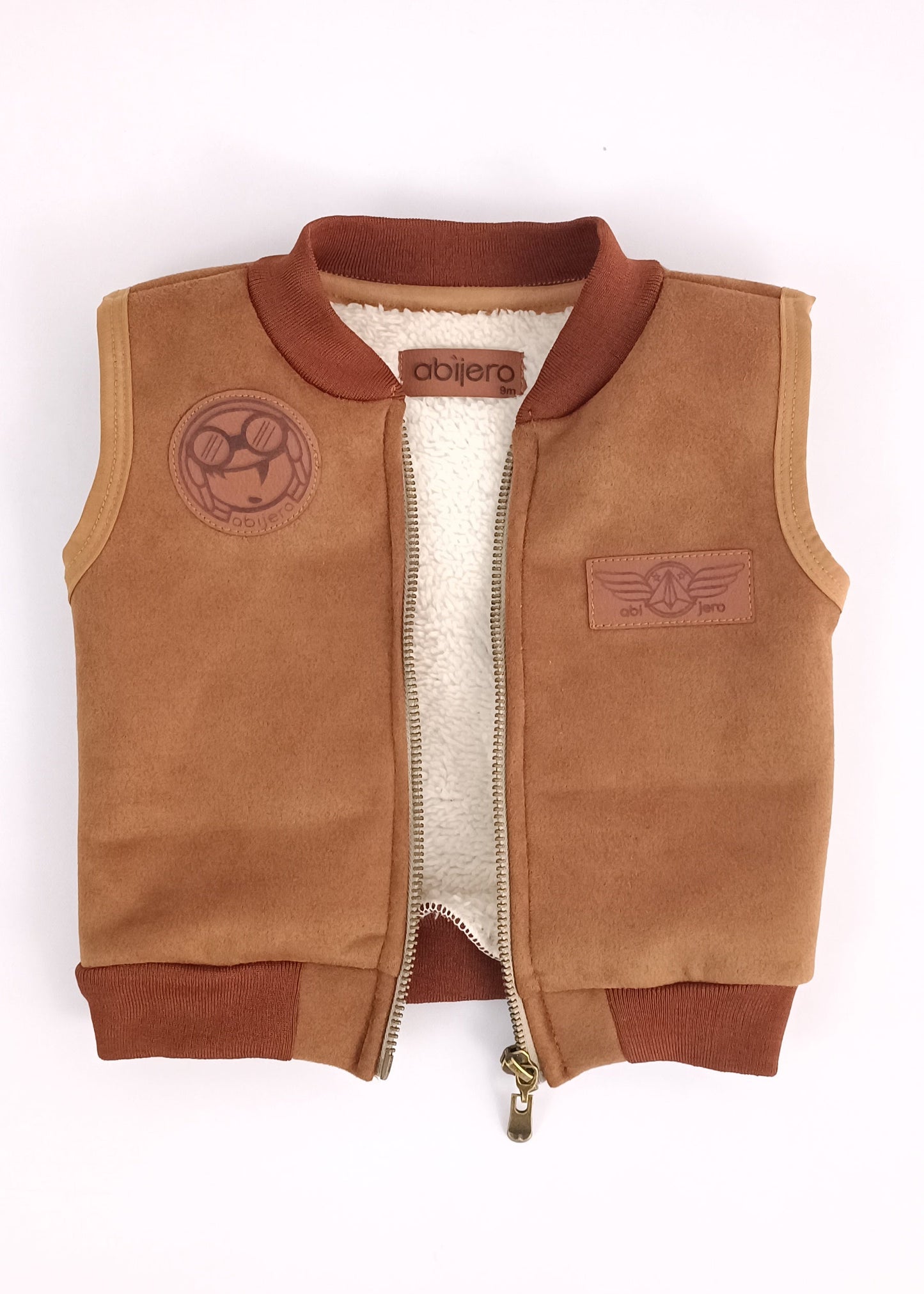 Regalo listo! Conjunto Piloto con jogger bebito
