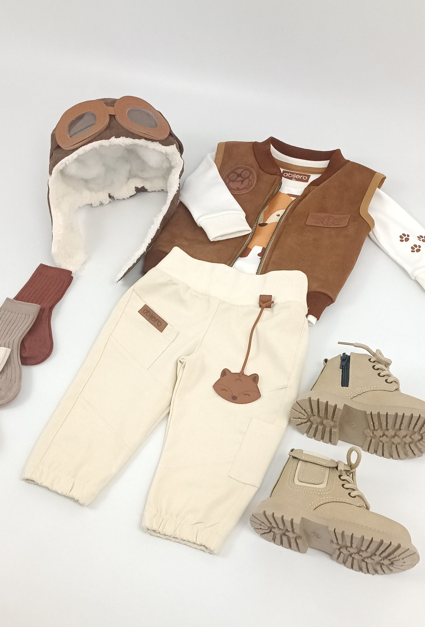 Regalo listo! Conjunto Piloto con cargo bebito