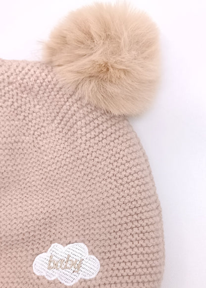Gorrito Tejido Premium con Pompones de Peluche para Bebé