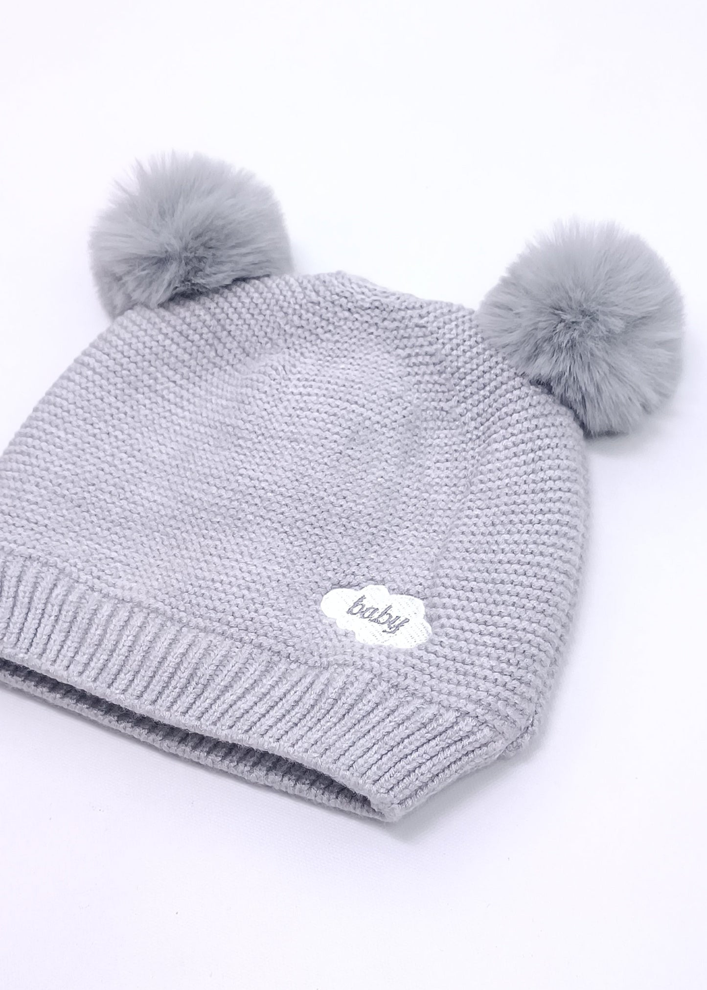 Gorrito Tejido Premium con Pompones de Peluche para Bebé