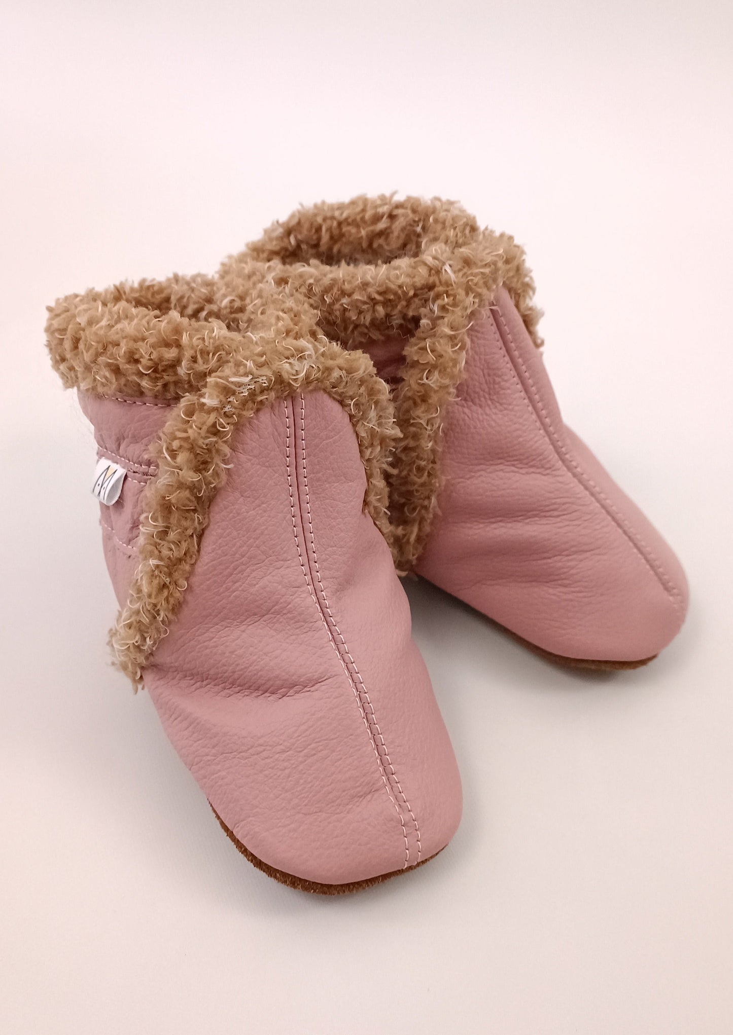 Botas para bebita en cuero primeros pasos