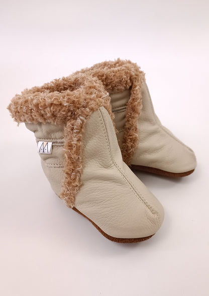 Botas para bebita en cuero primeros pasos