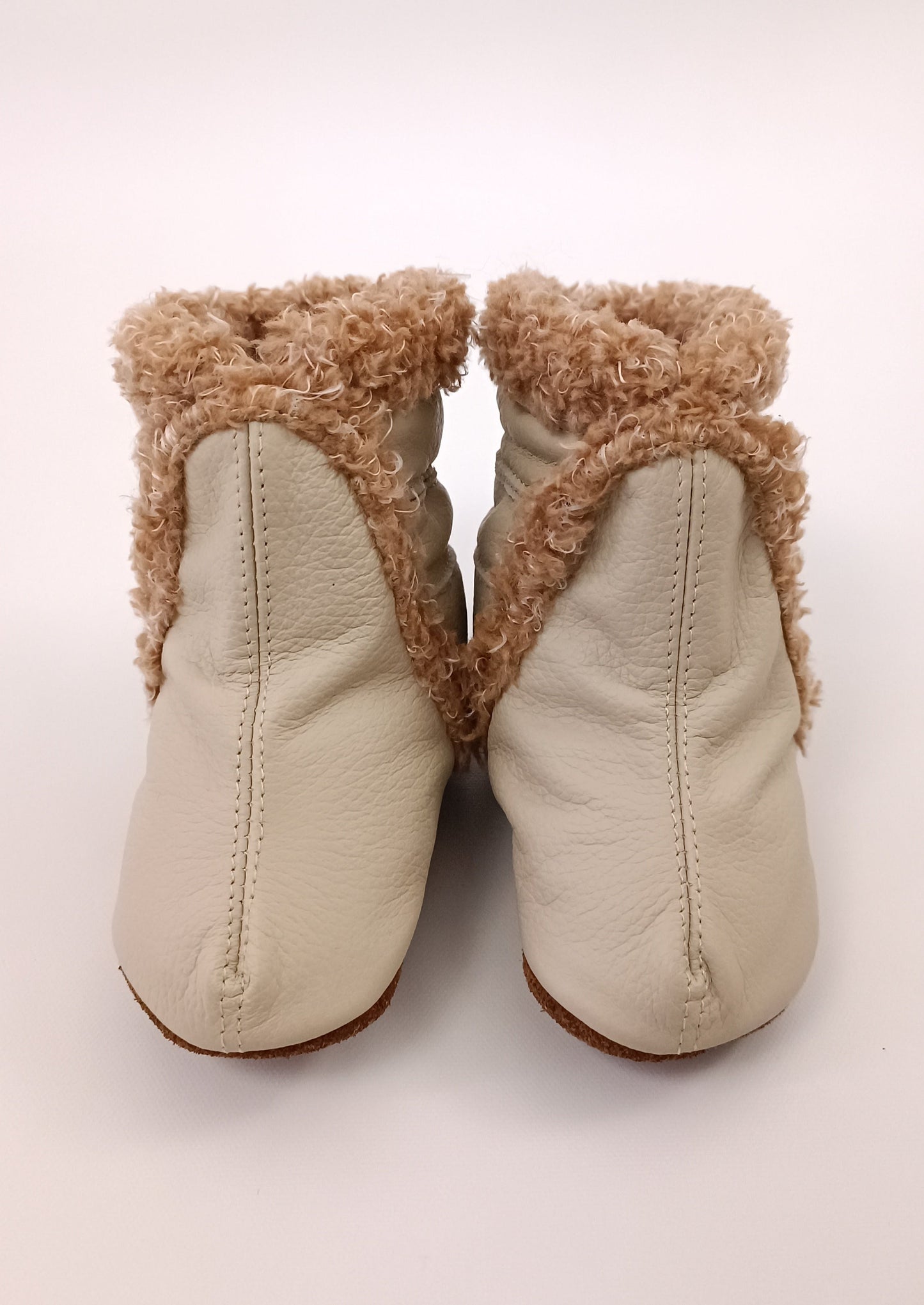 Botas para bebita en cuero primeros pasos