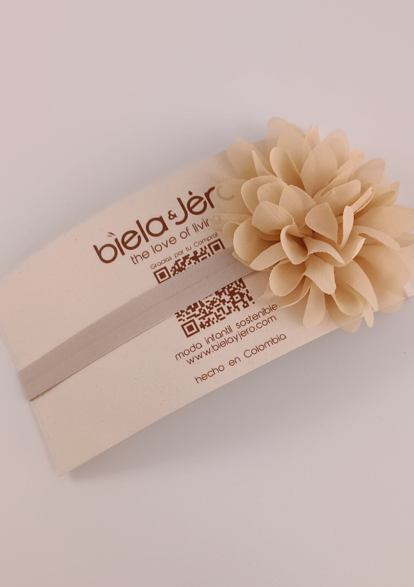 Accesorio balaca cintilla flor palo de rosa para bebita