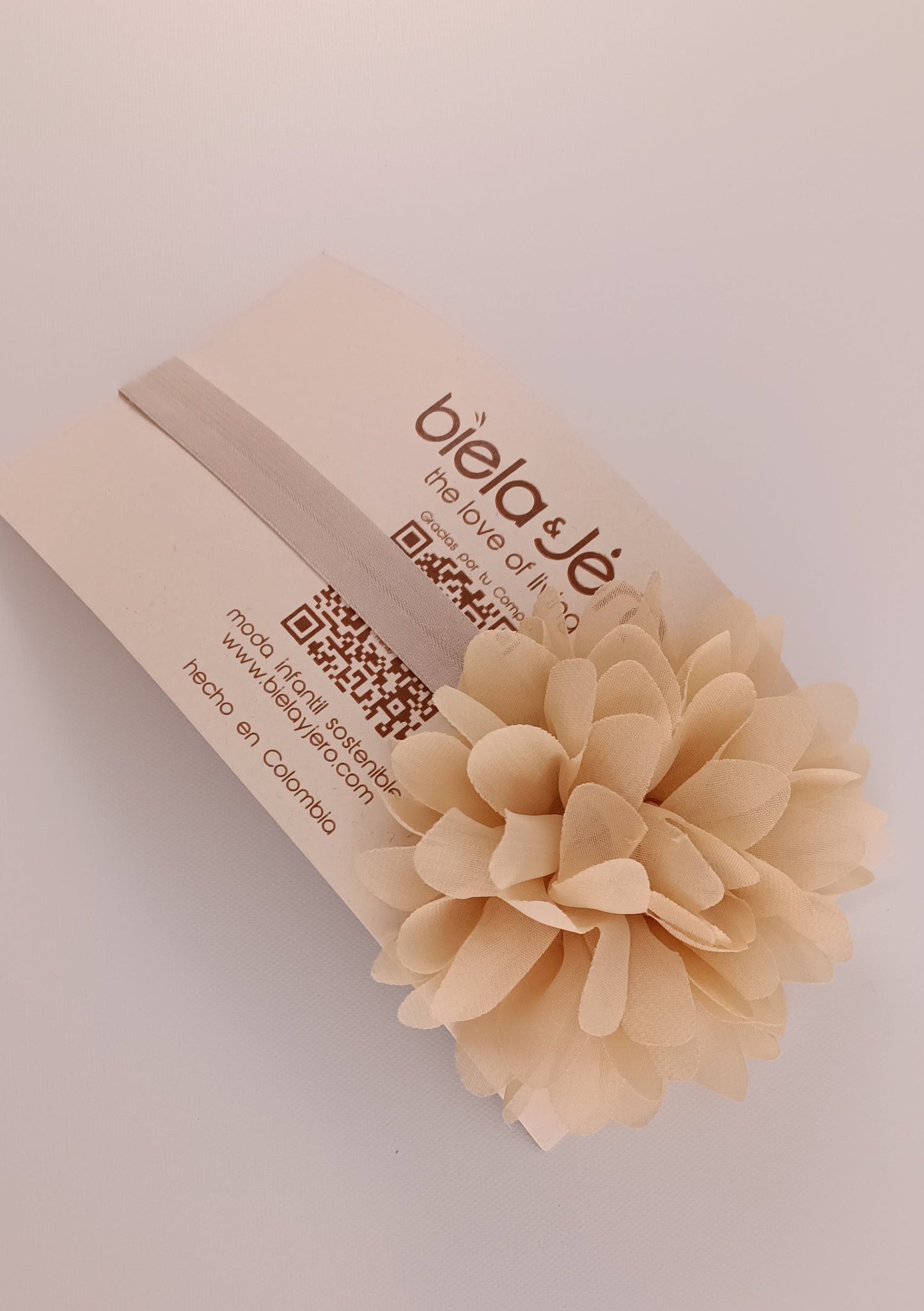 Accesorio balaca cintilla flor palo de rosa para bebita