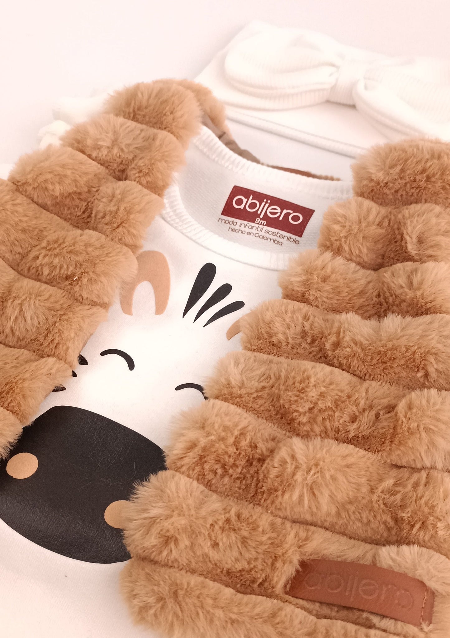 Regalo Listo! Conjunto chaleco bebita Zebra