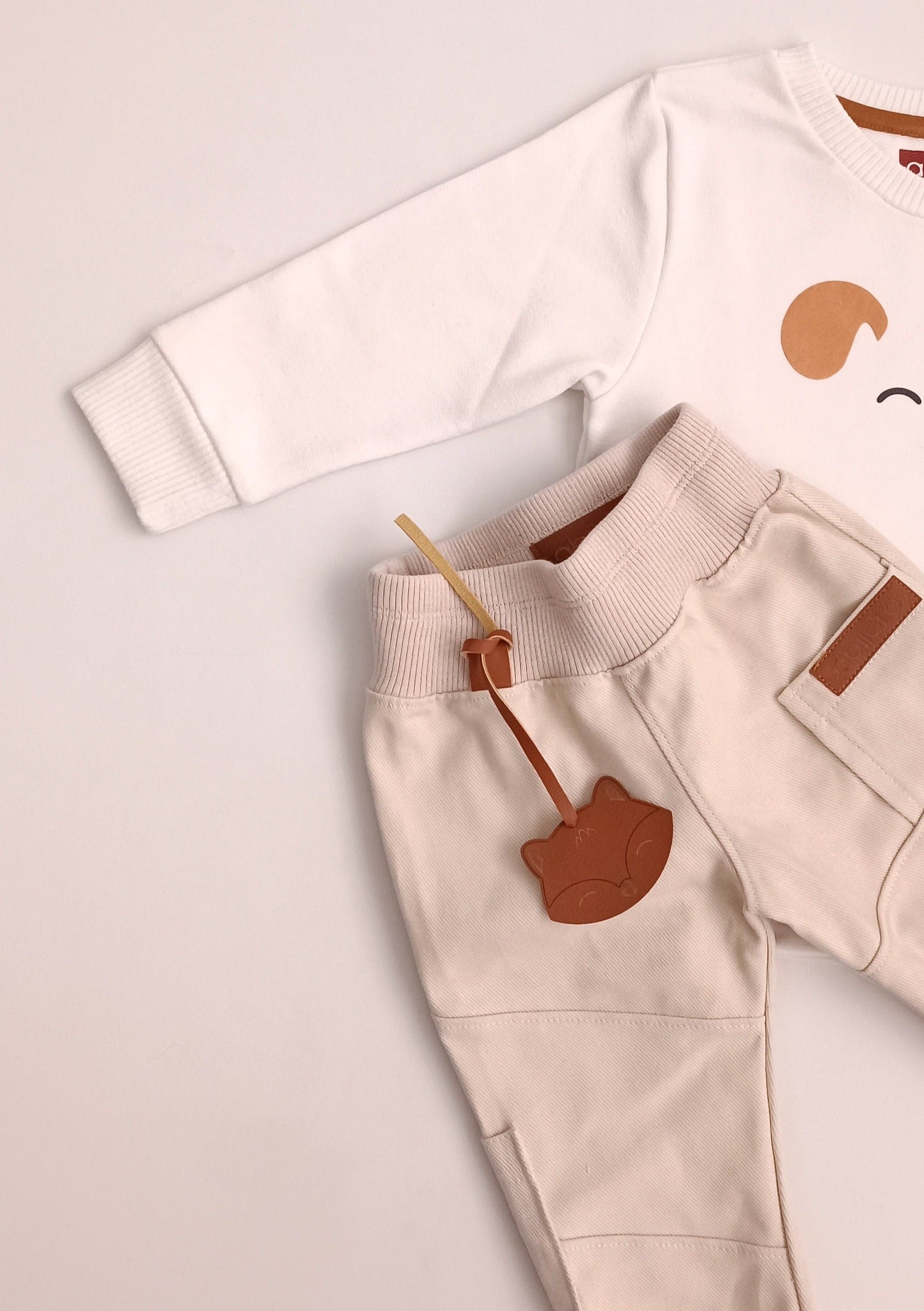 Conjunto Niña cargo perrito