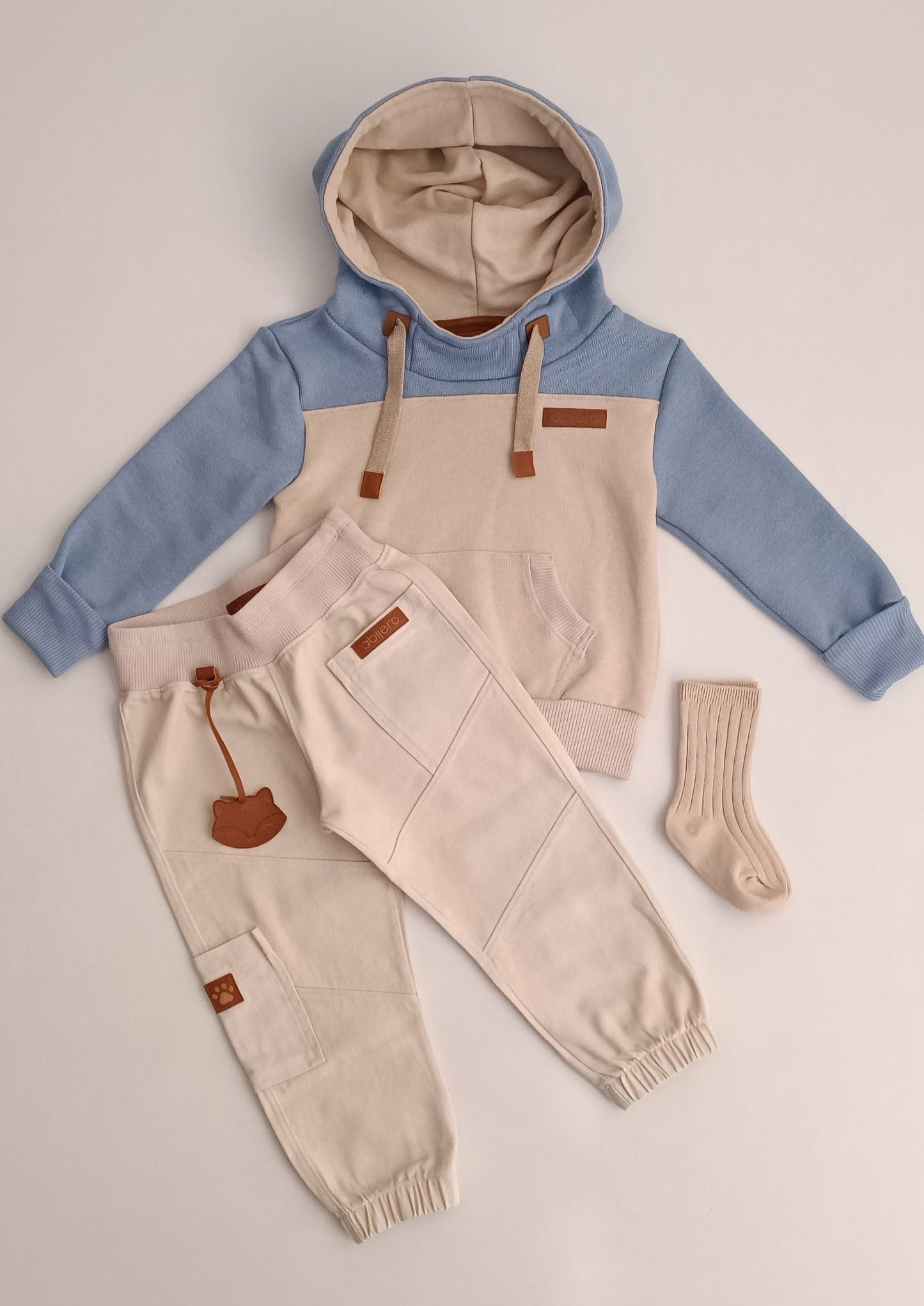 Conjunto buso capota Niña
