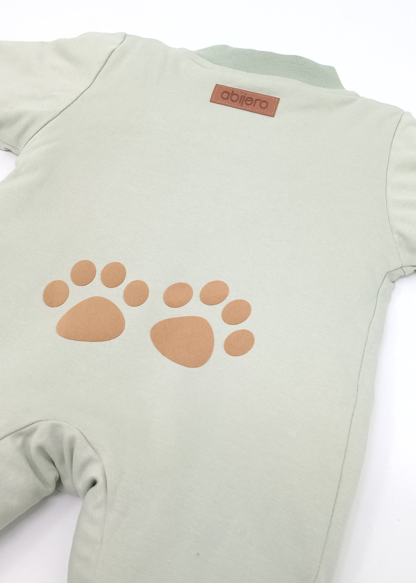 Pijama Enteriza Térmica de Algodón para bebito y bebita (unisex) – Diseño Huellitas Perrito Blanco