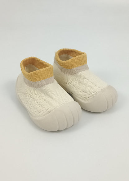 Regalo listo! Conjunto Colombia biodiversa, con jogger beige bebito